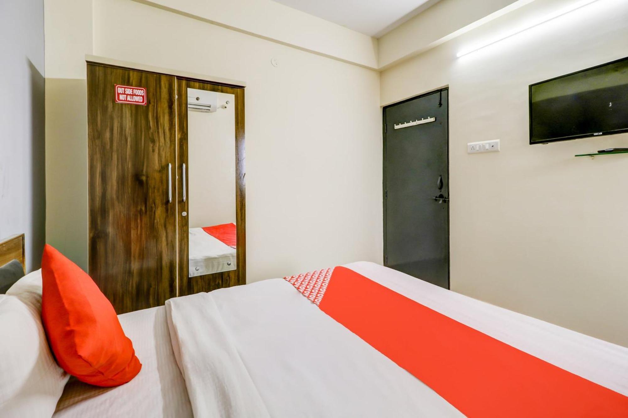 Hotel O The Crown Inn Nagpur Exterior foto