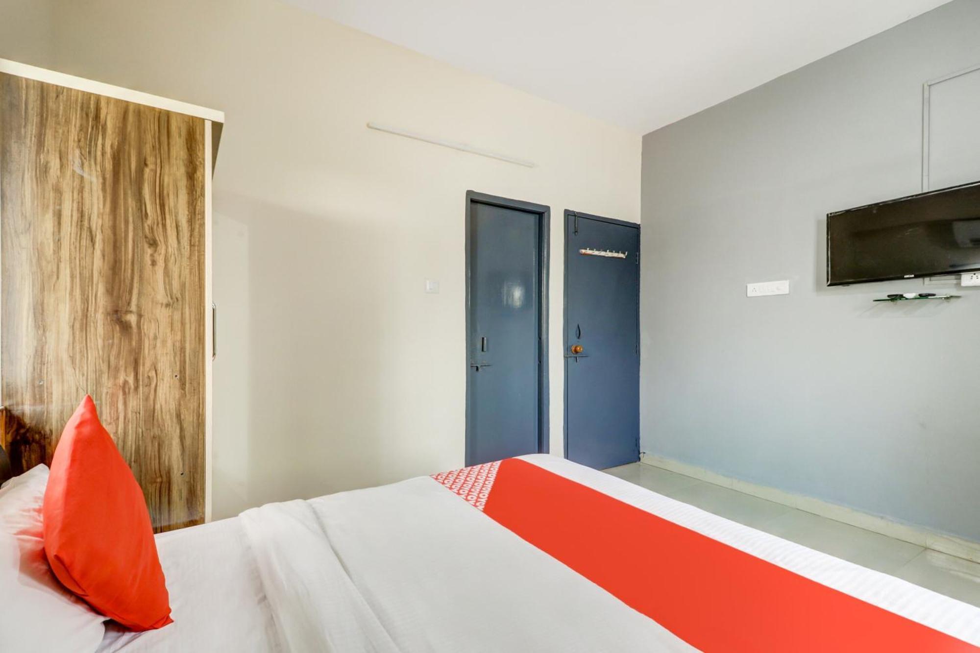 Hotel O The Crown Inn Nagpur Exterior foto